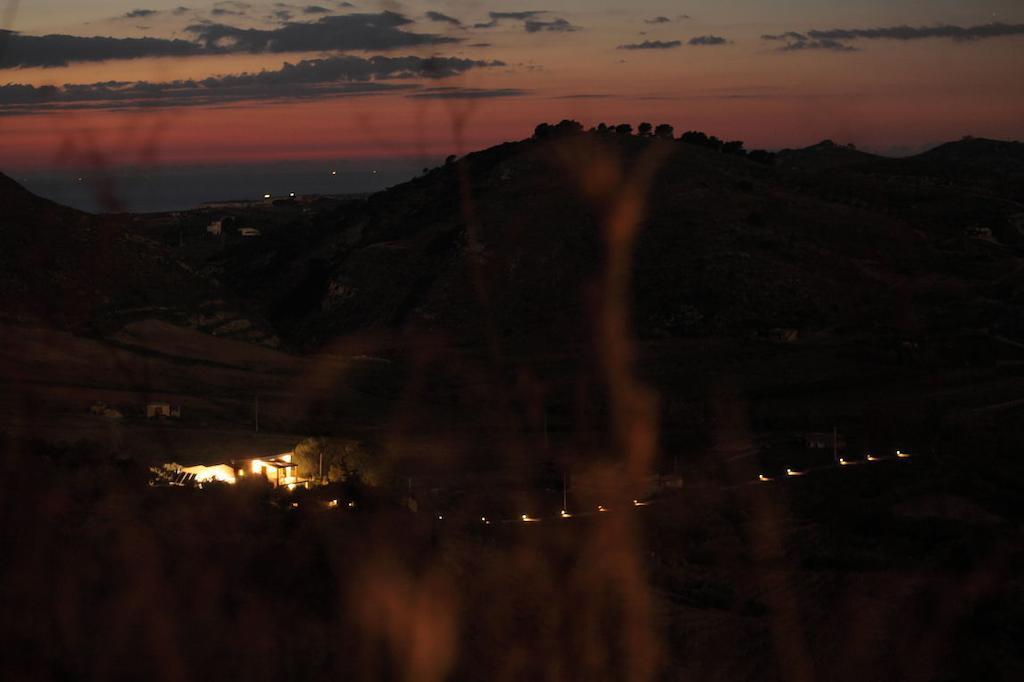 Agriturismo Casebianche 蒙塔莱格罗 外观 照片
