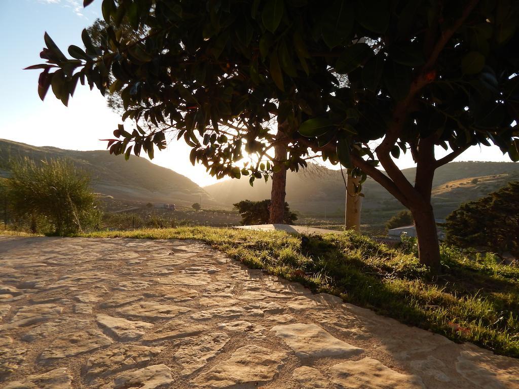 Agriturismo Casebianche 蒙塔莱格罗 外观 照片